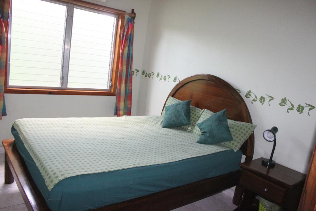 Rainbow Village La Ceiba Habitación foto